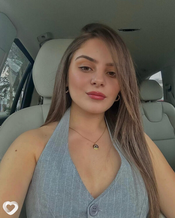 Алина, 21, Ростове-на-Дону — анкета №868575