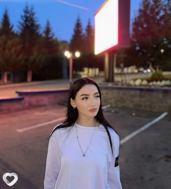 Анюта, 25, Москве — анкета №868686