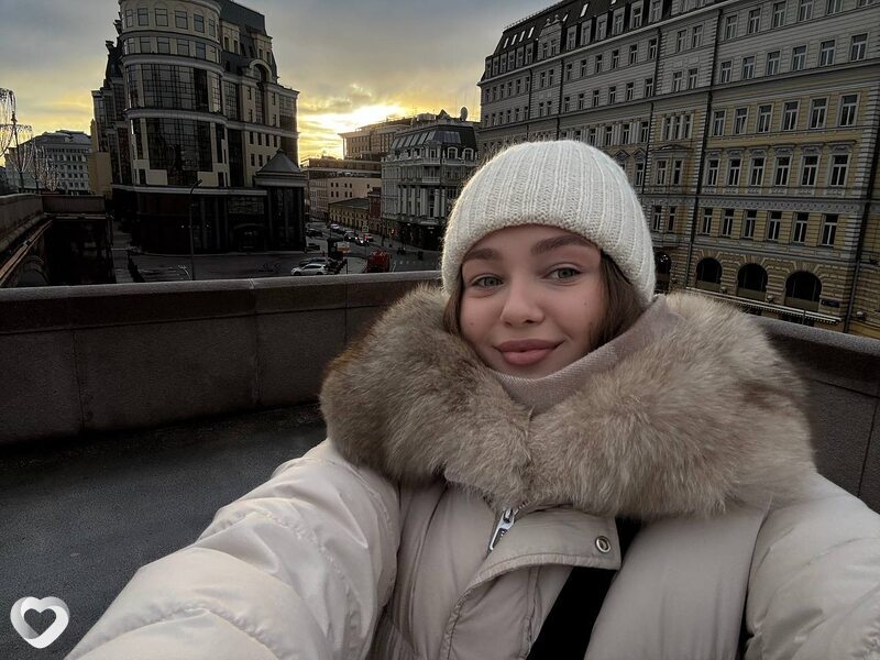 Вероника, 21, Барнауле — анкета №869059
