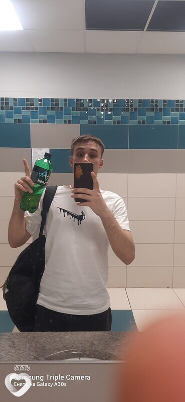 Дмитрий, 21, Москве — анкета №869190