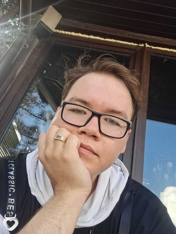 Максим, 24, Красноярске — анкета №869605