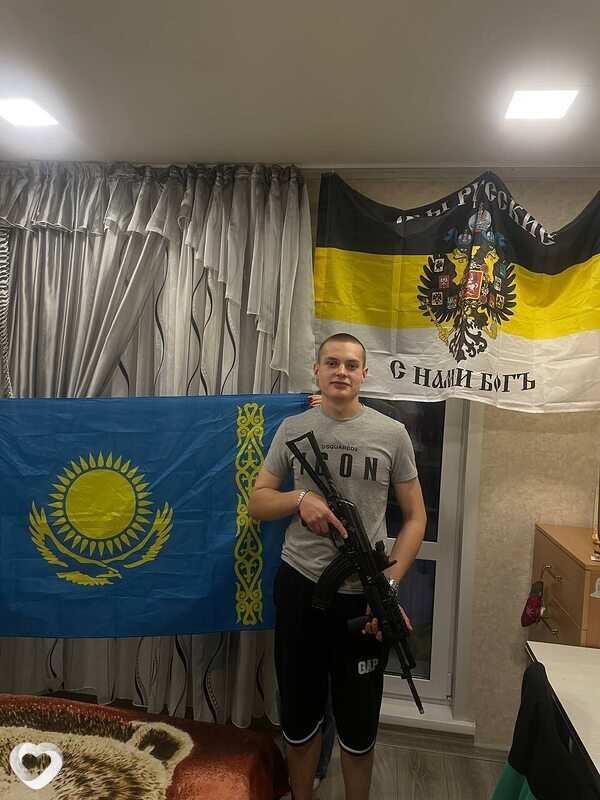 Эрик, 22, Барнауле — анкета №870387