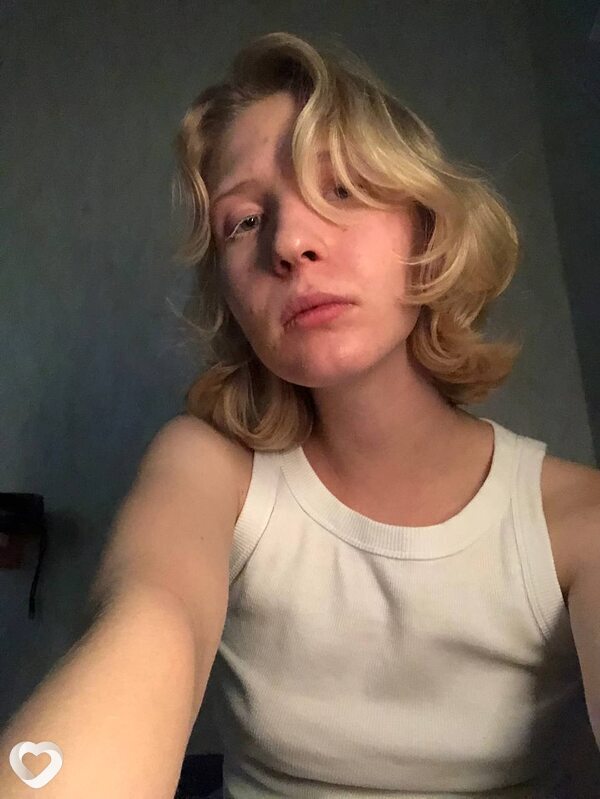 Катя, 21, Кобрине — анкета №871000