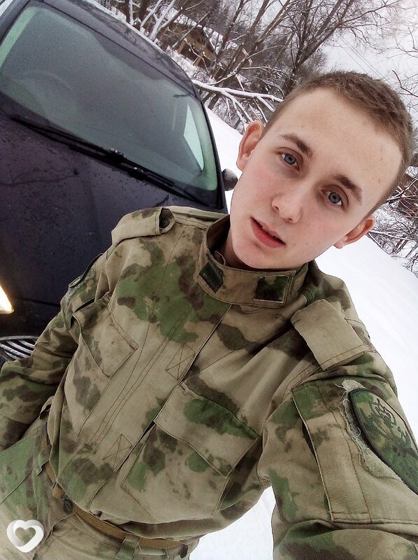 Сашка, 24, Хотынец — анкета №871072