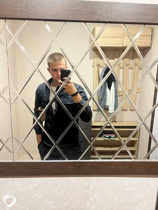 Константин, 22, Краснодаре — анкета №871303