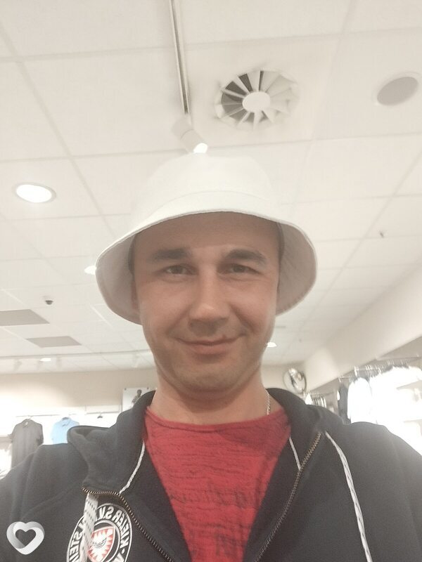 Serhii, Киль