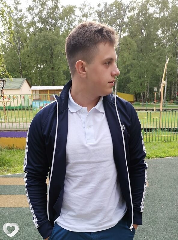 Данил, 21, Лобне — анкета №872752
