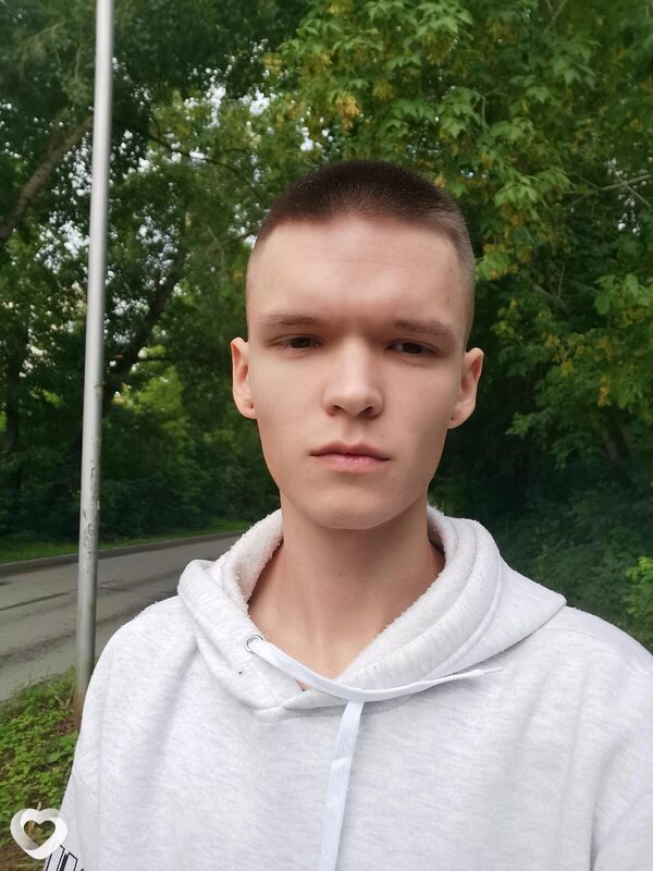 Ваня, 21, Москве — анкета №872706