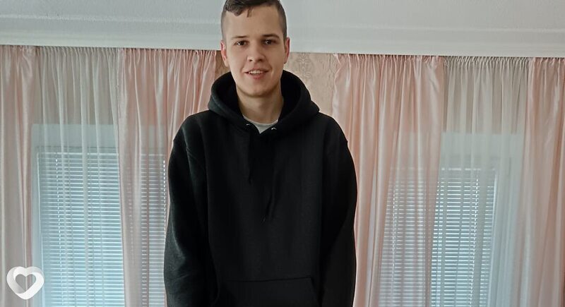 Александр, 25, Луганске — анкета №873688