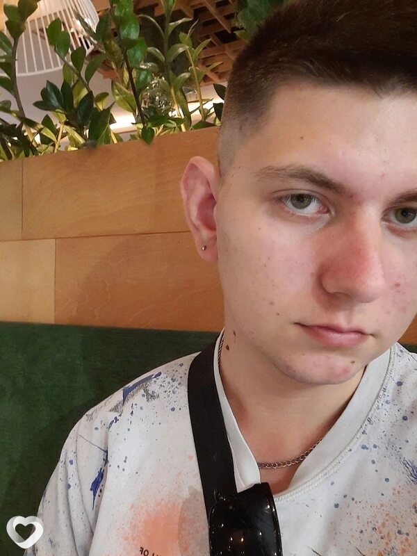 Максим, 22, Ростове-на-Дону — анкета №874052