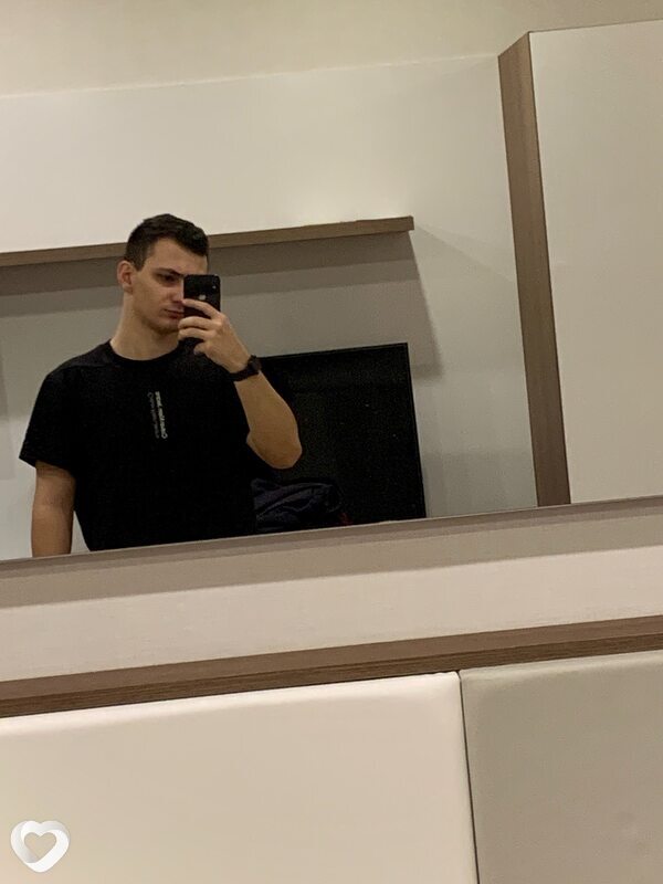 Александр, 22, Москве — анкета №874390