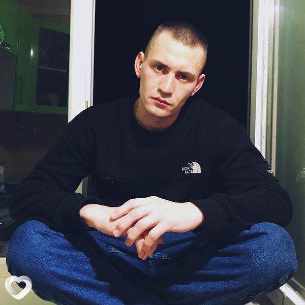 Артем, 27, Москве — анкета №875351