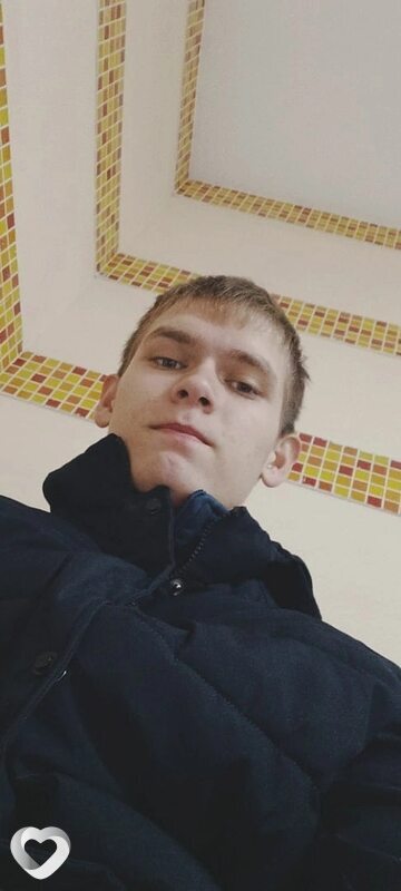 Кирилл, 21, Кемерове — анкета №875803