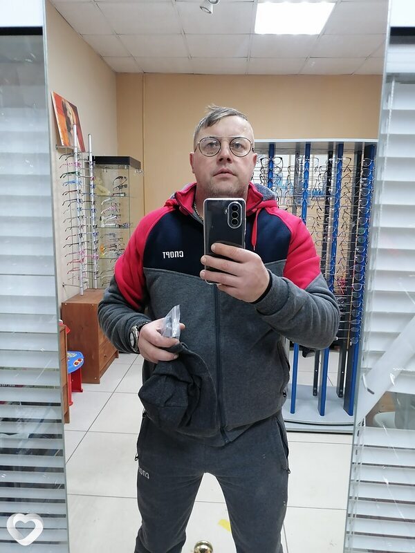 Максим, 48, Александрове — анкета №876541