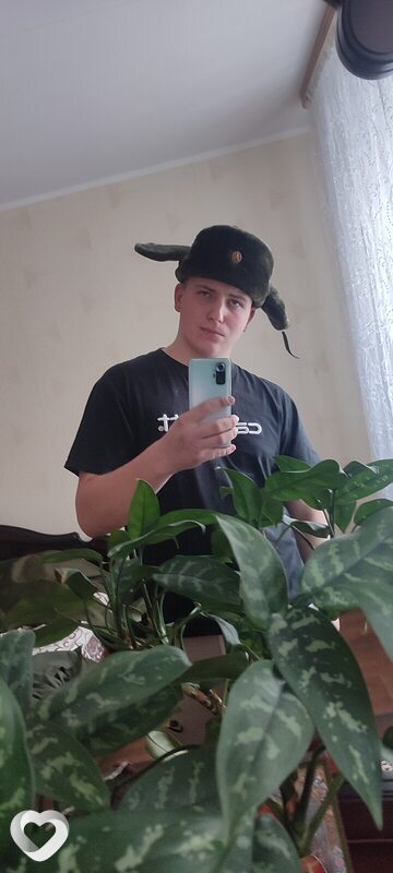 Александр, 20, Барановичах — анкета №876724