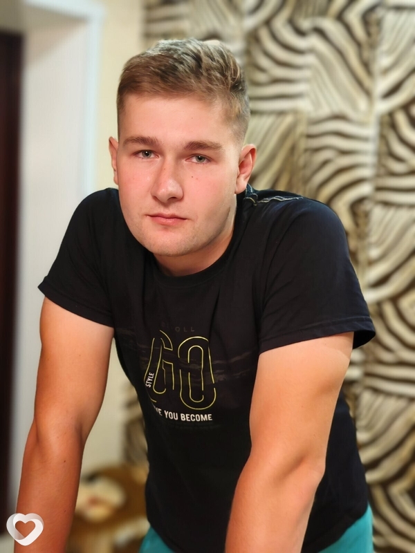 Марк, 25, Минске — анкета №877713