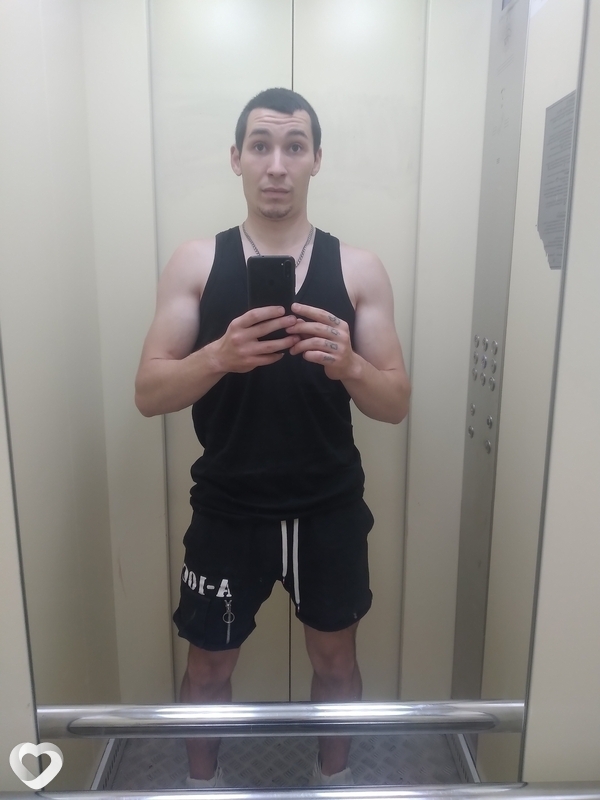 Михаил, 26, Москве — анкета №878157