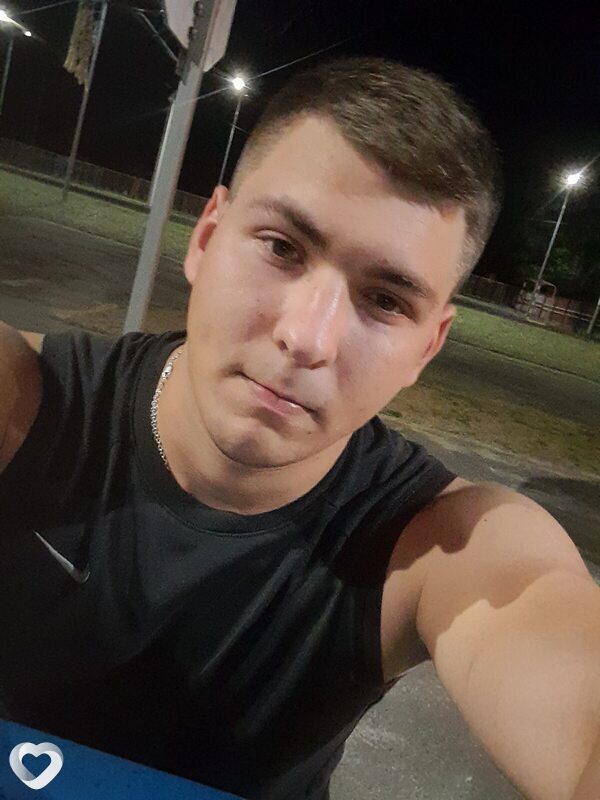 Виталик, 25, Калининграде — анкета №878253