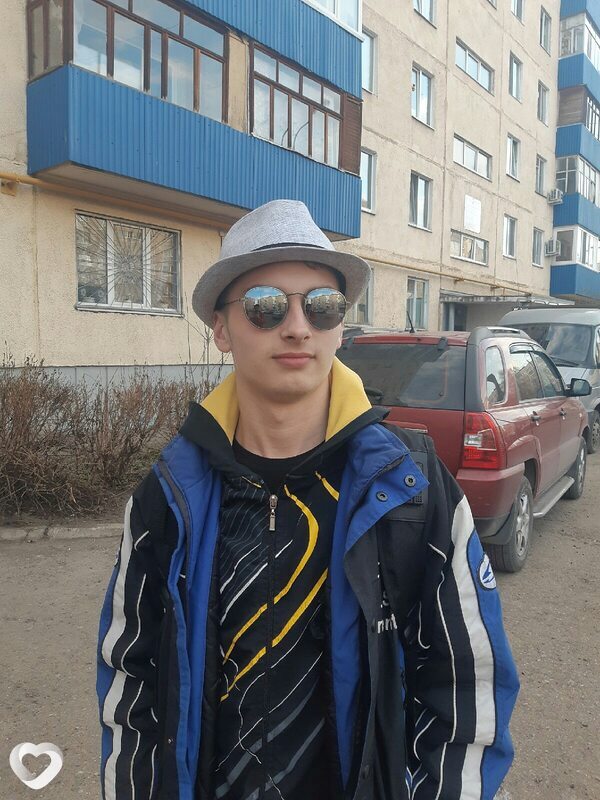 Виктор, 25, Москве — анкета №878290