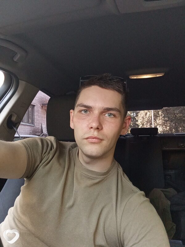 Дмитрий, 27, Губкине — анкета №878633