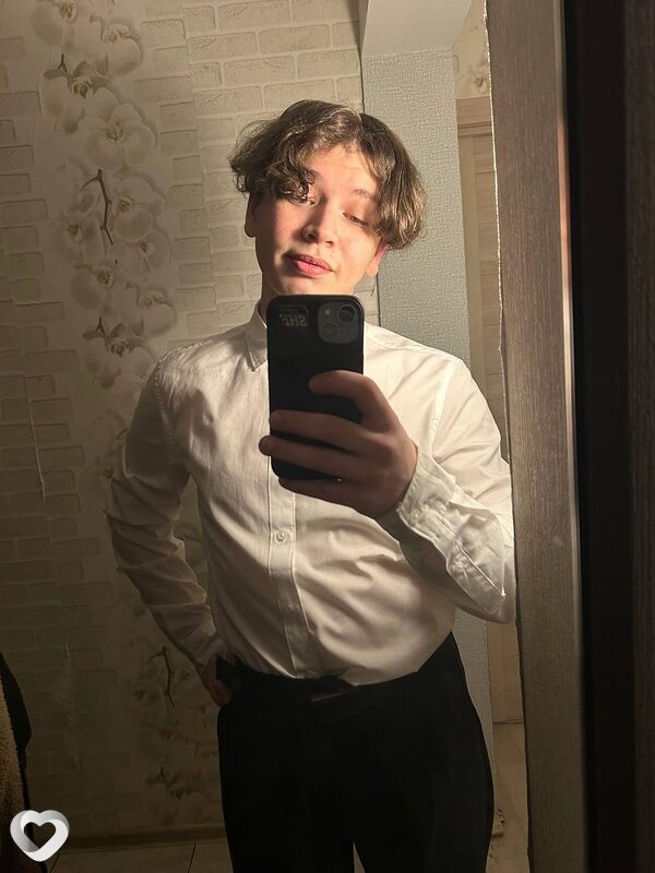 Вова, 21, Москве — анкета №878939