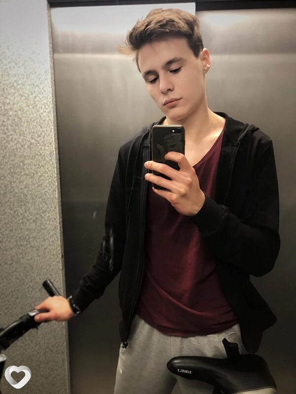 Евгений, 26, Новосибирске — анкета №878959