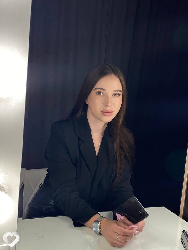 Алена, 23, Перми — анкета №879480
