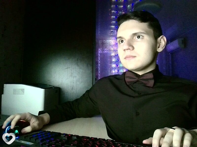Влад, 23, Волжском — анкета №880532