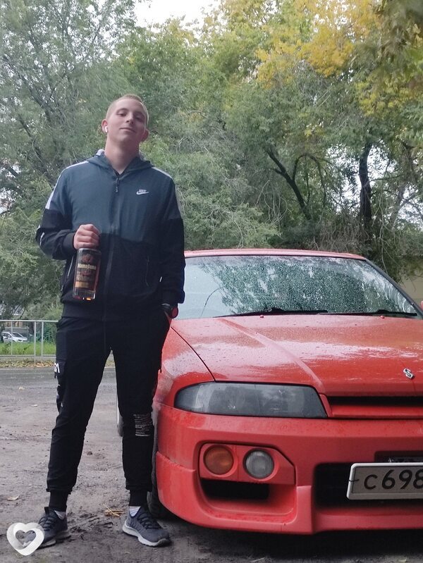 Максим, 22, Ишиме — анкета №880907