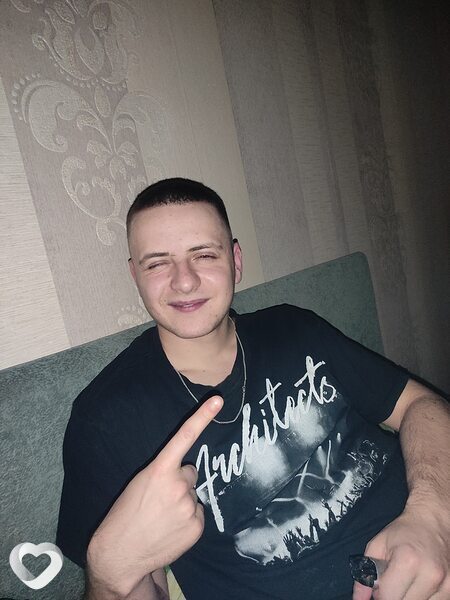 Антон, 26, Борисове — анкета №881499