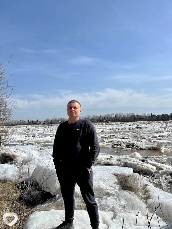 Юрий, 43, Бийске — анкета №881527