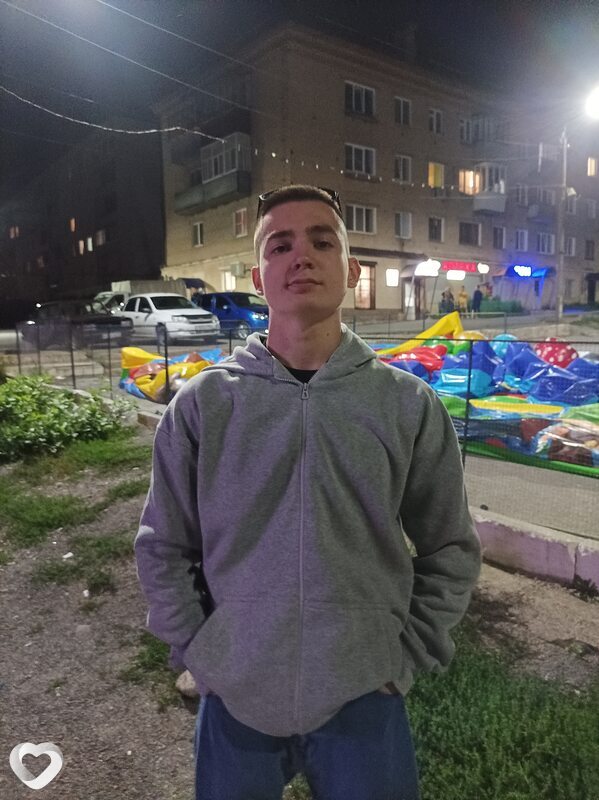 Кирилл, 22, Уфе — анкета №881736