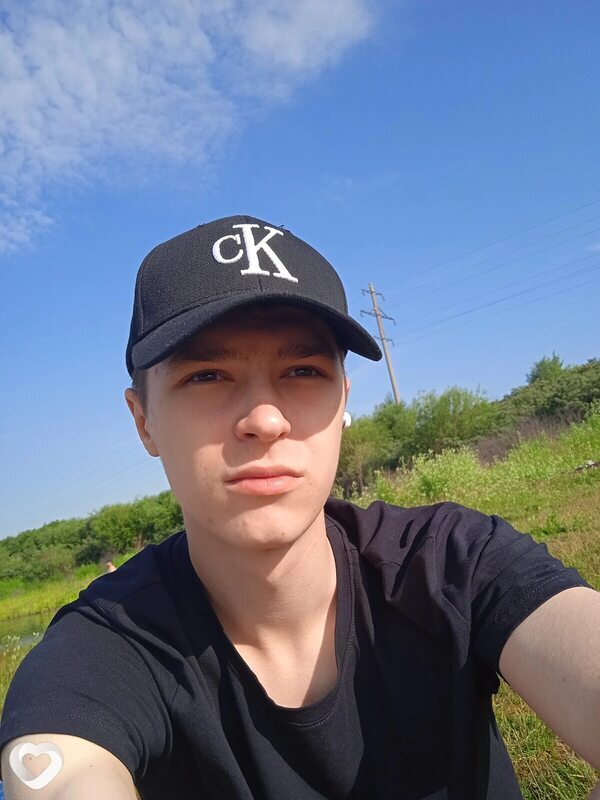 Иван, 23, Шелехове — анкета №881816