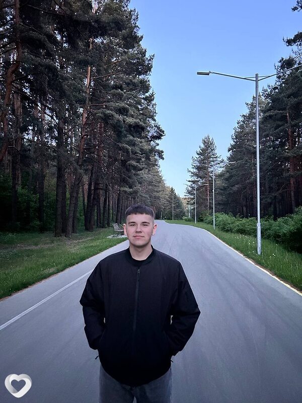 Дмитрий, 23, Солигорске — анкета №881963