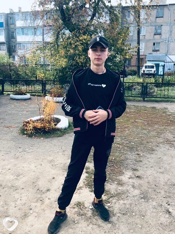Степа Костюрин, 21, Москве — анкета №882010