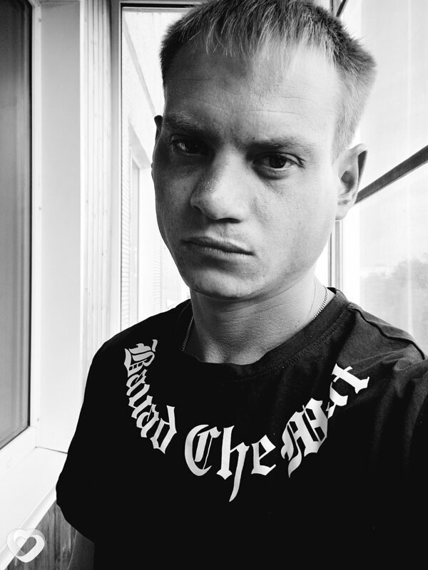 Виктор, 27, Москве — анкета №882100