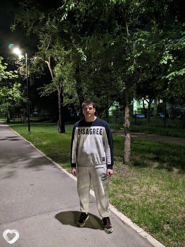 Илья, 20, Саратове — анкета №882225