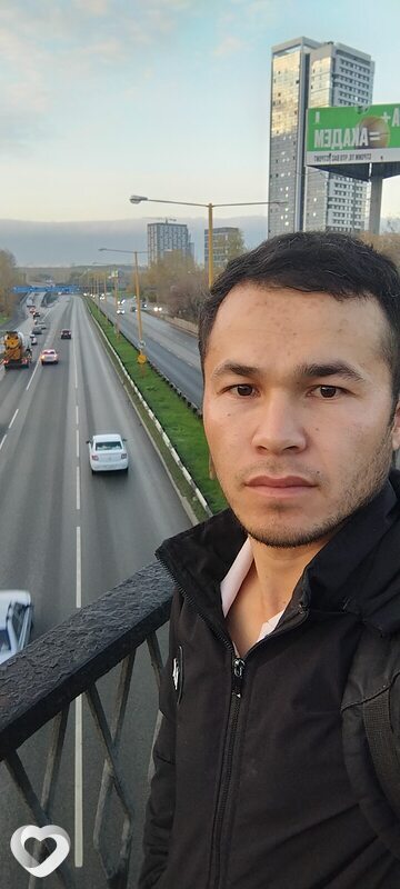 Толик, 27, Екатеринбурге — анкета №882242