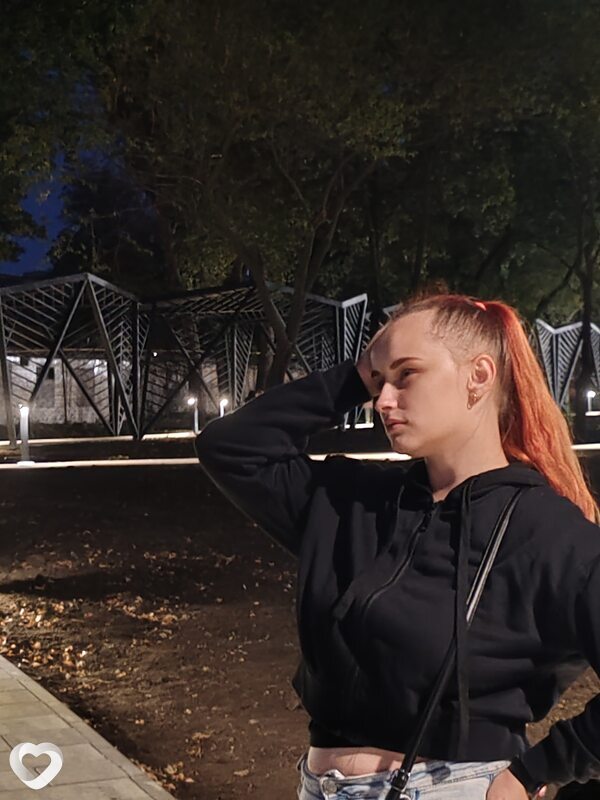 Елена, 23, Донецке — анкета №882516