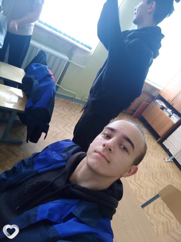 Денис, 21, Санкт-Петербурге — анкета №882654
