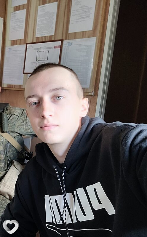 Саша, 22, Москве — анкета №882721