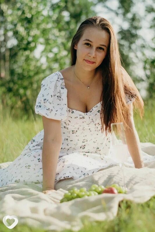 Полина, 20, Борисове — анкета №882836