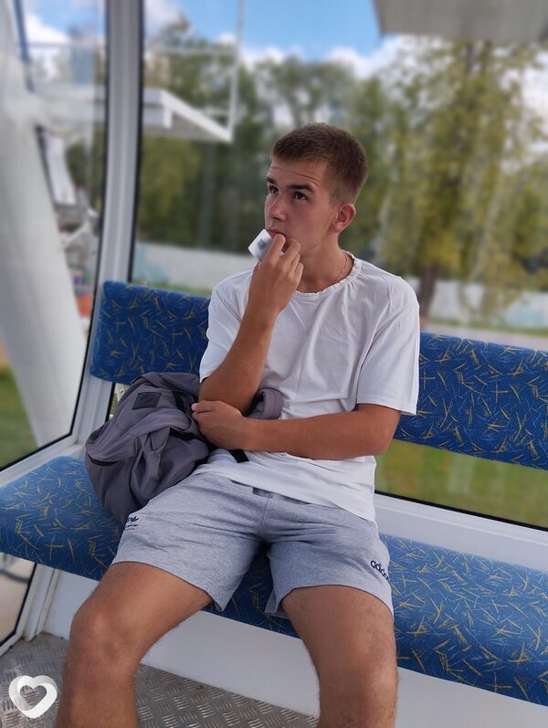 Эдуард, 23, Москве — анкета №882862