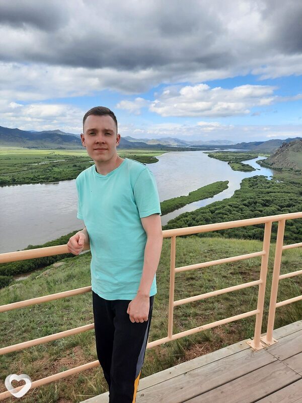 Андрей, 26, Белогорске — анкета №883869
