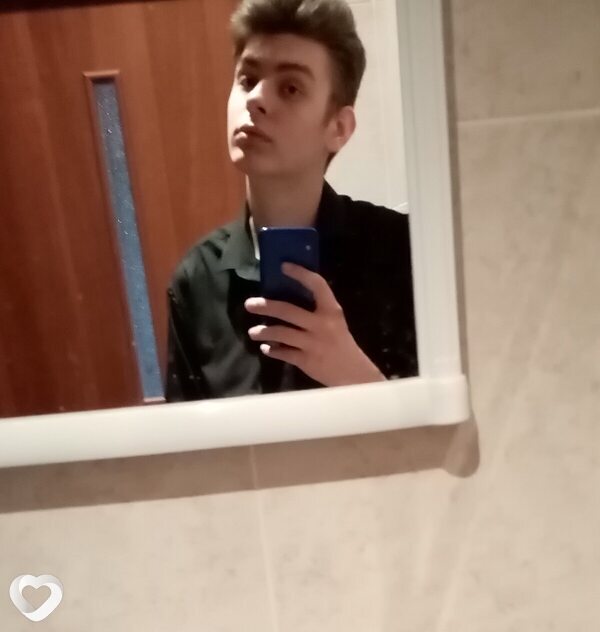 Максим, 20, Тольятти — анкета №884220