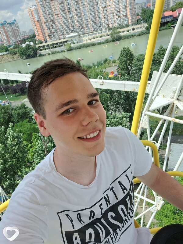 Коля, 21, Краснодаре — анкета №884334