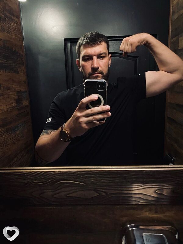 Михаил, 35, Ангарске — анкета №884795