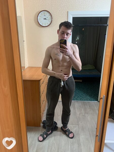 Эрнст, 22, Москве — анкета №885486