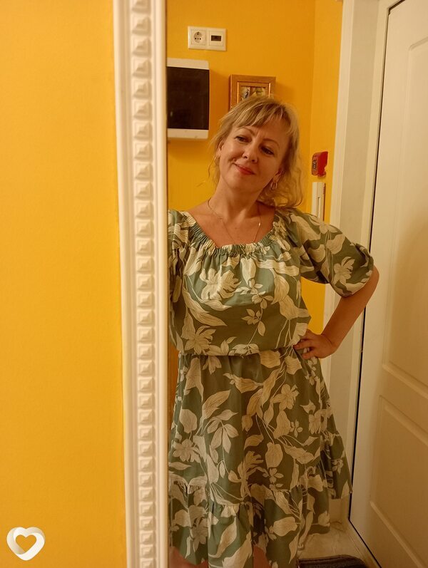 Аня, 47, Великом Новгороде — анкета №886789