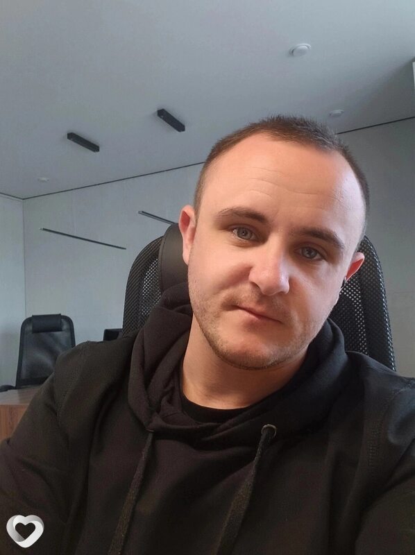 Артëм, 25, Омске — анкета №886932